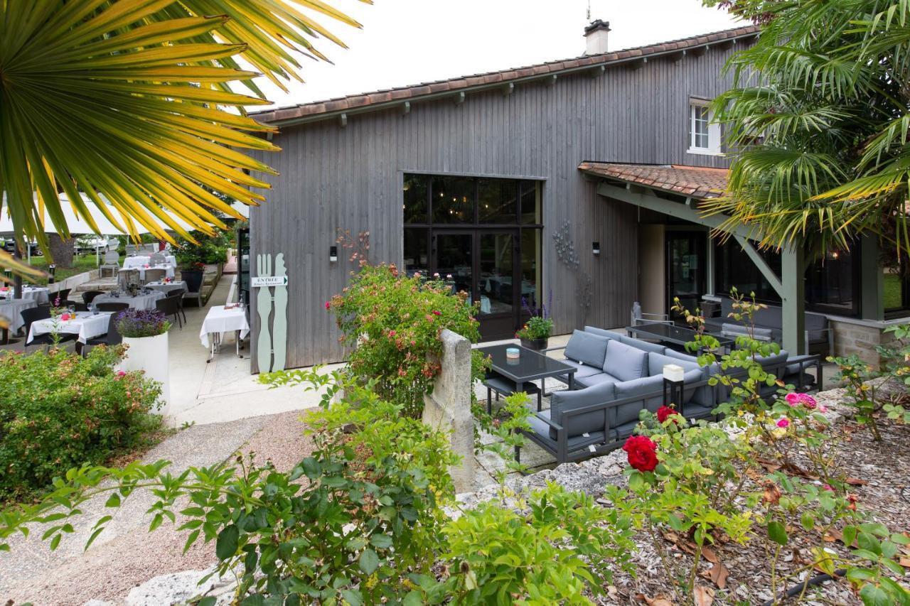 Logis Hotel Restaurant L'Essille Bassac Exterior foto